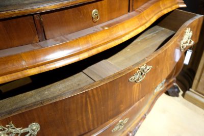 Antique Cabinet Anno 1750