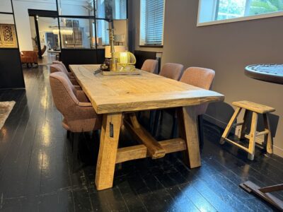 Table En Chêne Vert 291CM
