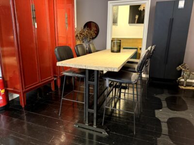 Table De Bar En Bois d'Orme Demi-Haute 220CM
