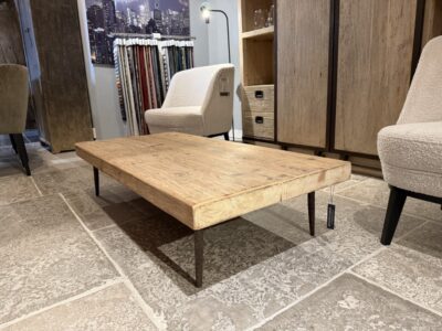 Table Basse Vieux Pin Pied Pointu 145X70CM