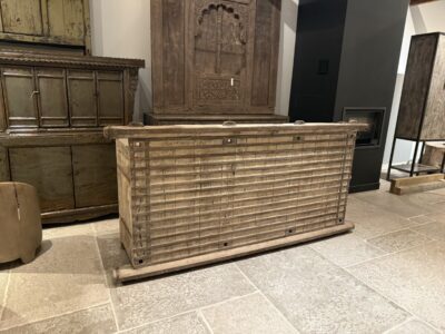 Antique Counter 228CM