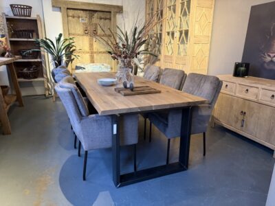 Gebakken Eiken Tafel U-Profiel